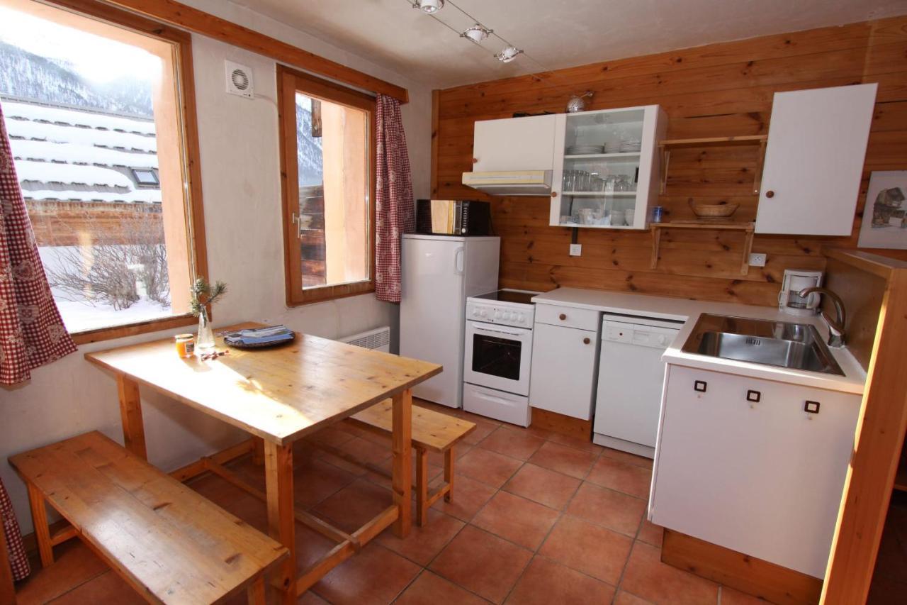 Le Leyrier Hameau Des Chazals Nevache Hautes Alpes Dış mekan fotoğraf